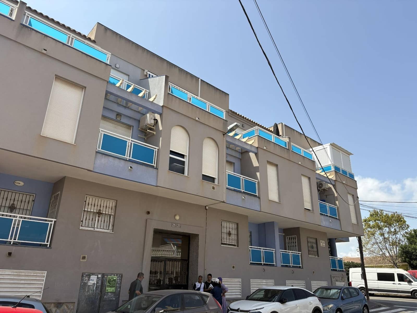 2 soveværelse Lejlighed til salg i Torrevieja med swimmingpool - € 199.000 (Ref: 10027871)