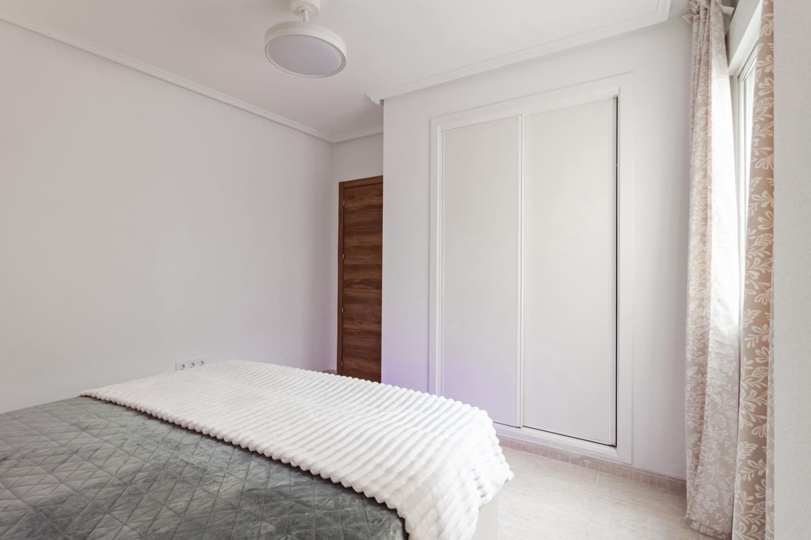 Apartamento de 3 habitaciones en Torrevieja en venta - 194.990 € (Ref: 10027872)