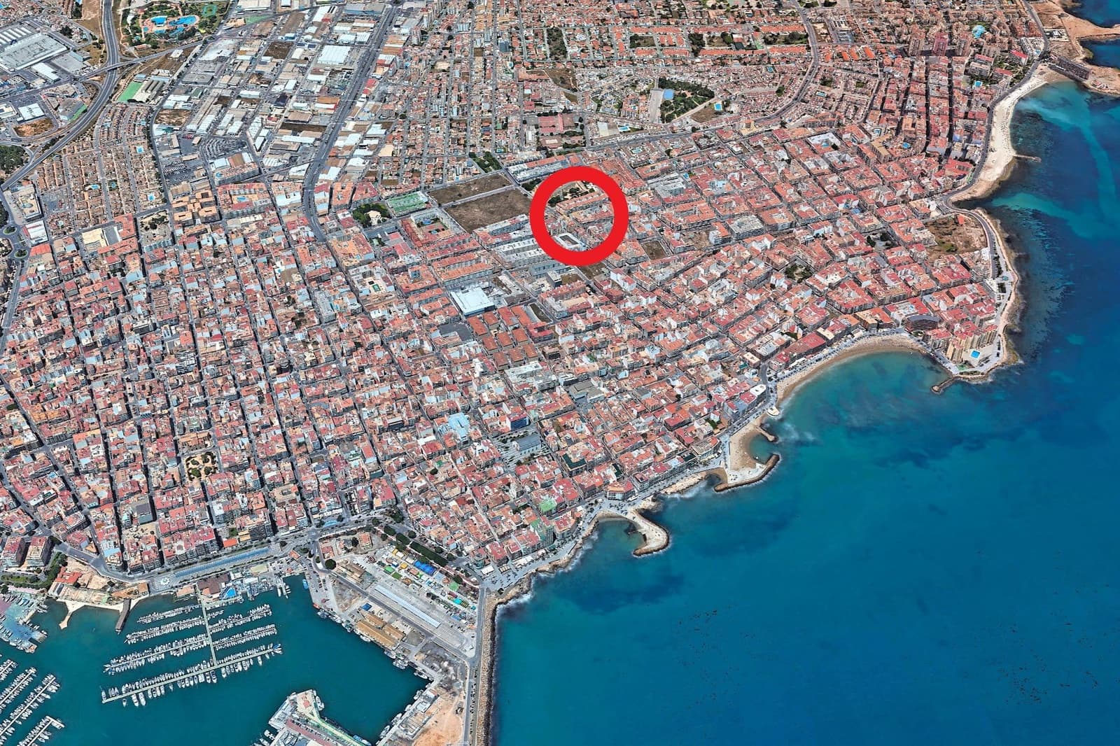 Apartamento de 3 habitaciones en Torrevieja en venta - 194.990 € (Ref: 10027872)