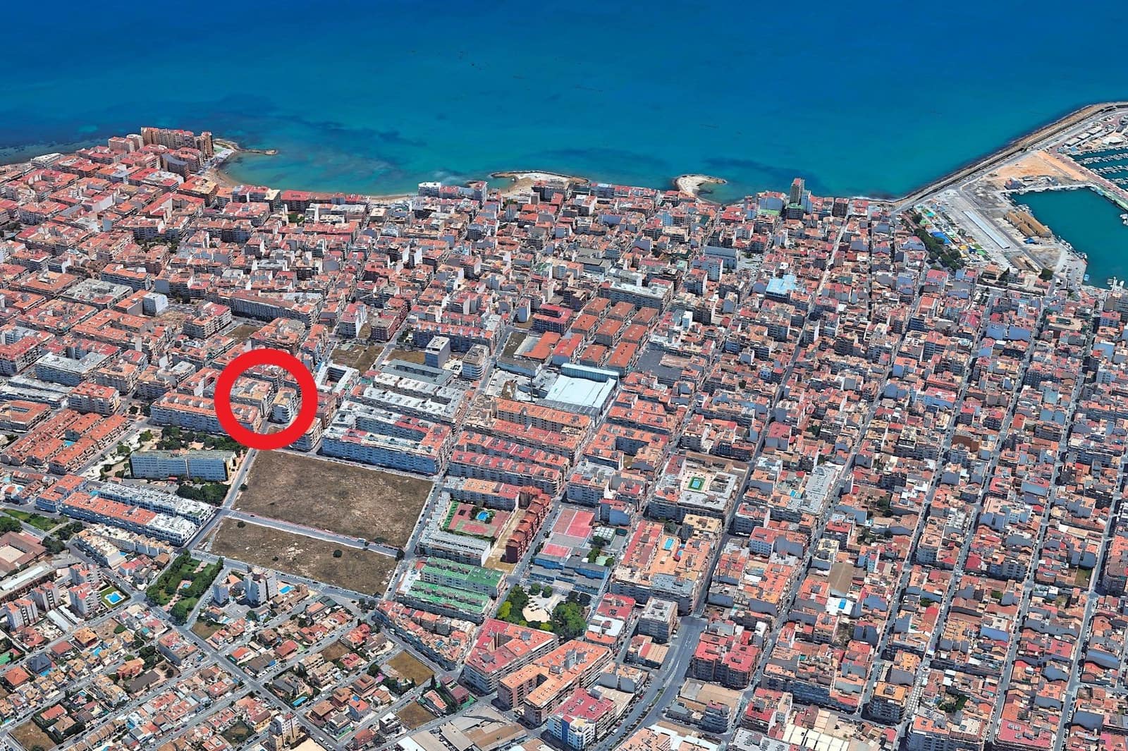 Apartamento de 3 habitaciones en Torrevieja en venta - 194.990 € (Ref: 10027872)