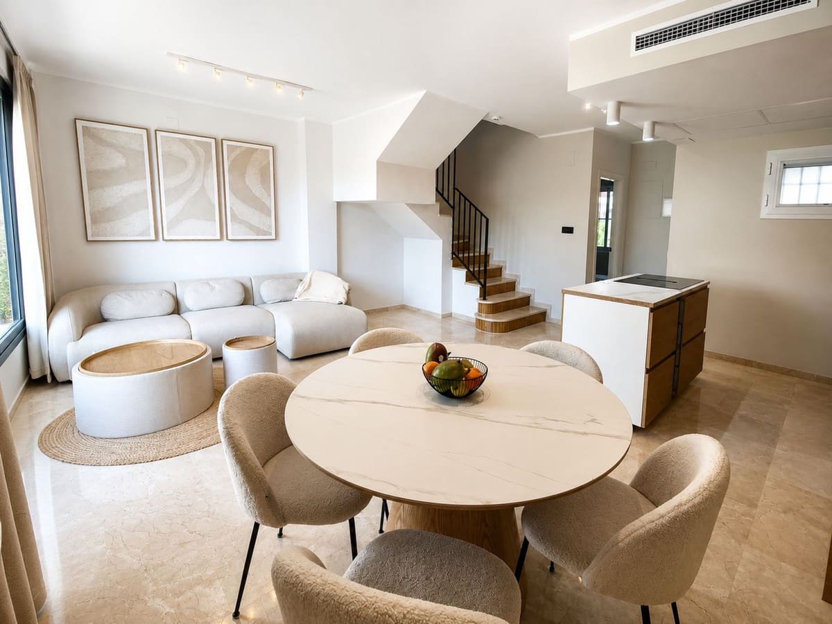 3 Zimmer Haus zu verkaufen in La Duquesa / Puerto de la Duquesa mit Pool Garage - 399.000 € (Ref: 10030222)