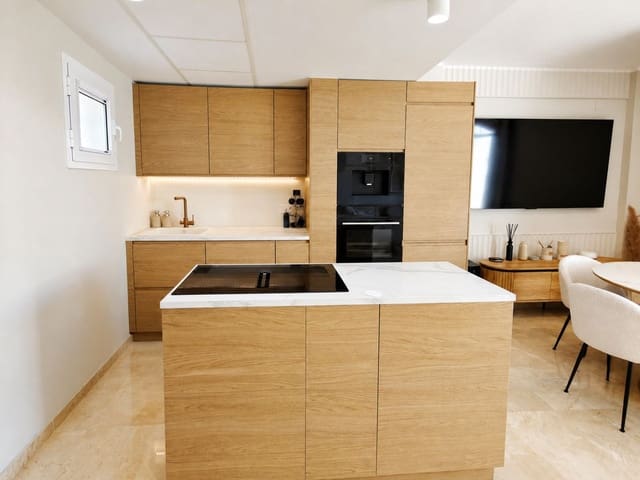 3 soverom Hus til salgs i La Duquesa / Puerto de la Duquesa, Manilva - € 399 000 (Ref: 10030222)