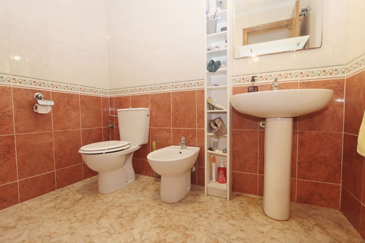 2 chambre Appartement à vendre à Orihuela Costa avec piscine garage - 153 000 € (Ref: 10031672)