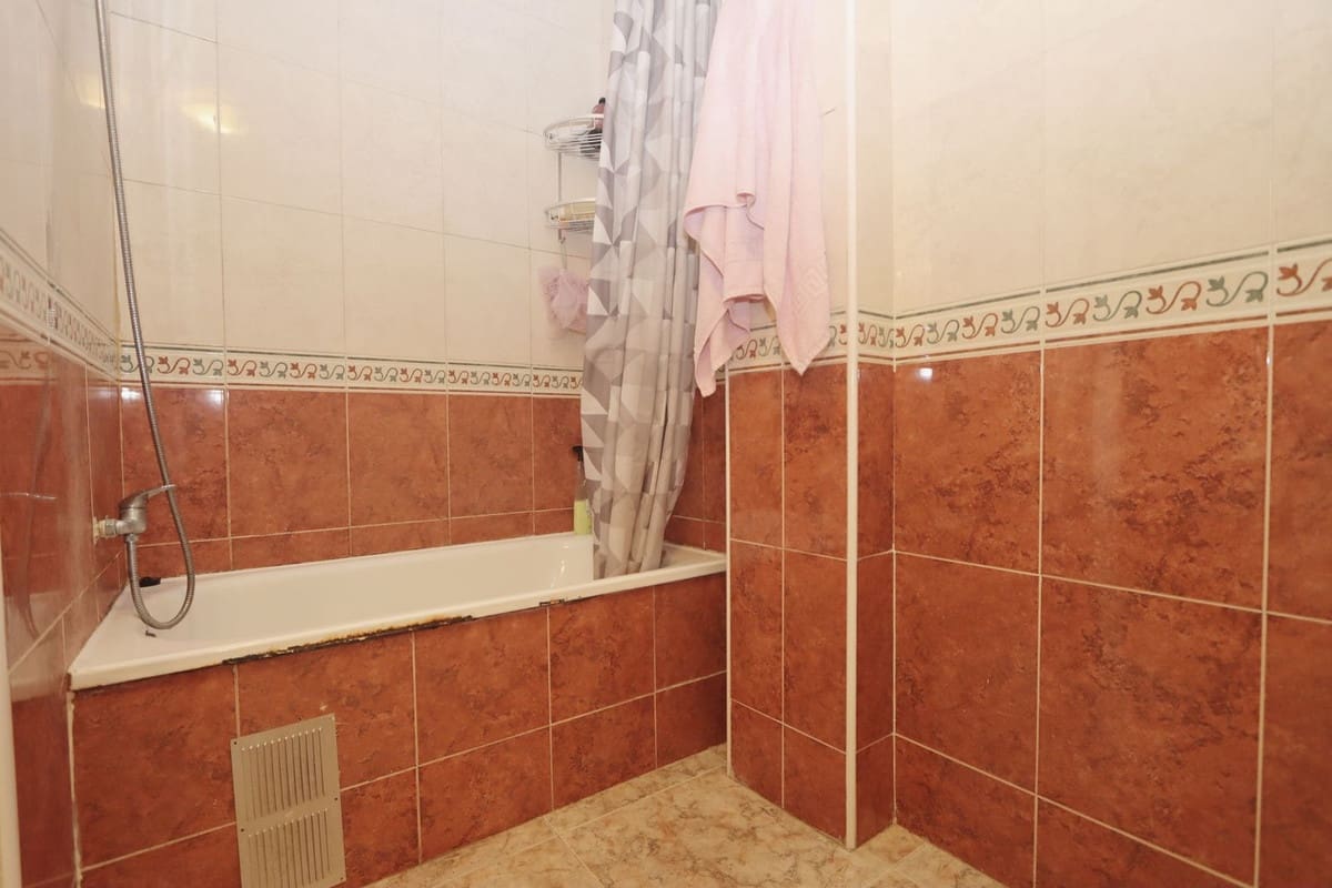 2 chambre Appartement à vendre à Orihuela Costa avec piscine garage - 153 000 € (Ref: 10031672)
