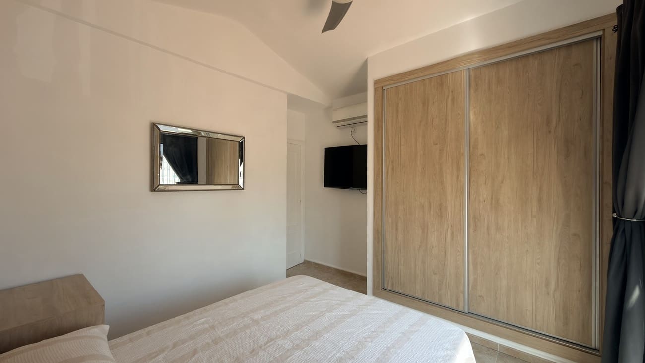 3 sypialnia Willa na sprzedaż w Orihuela Costa z basenem garażem - 425 000 € (Ref: 10031673)
