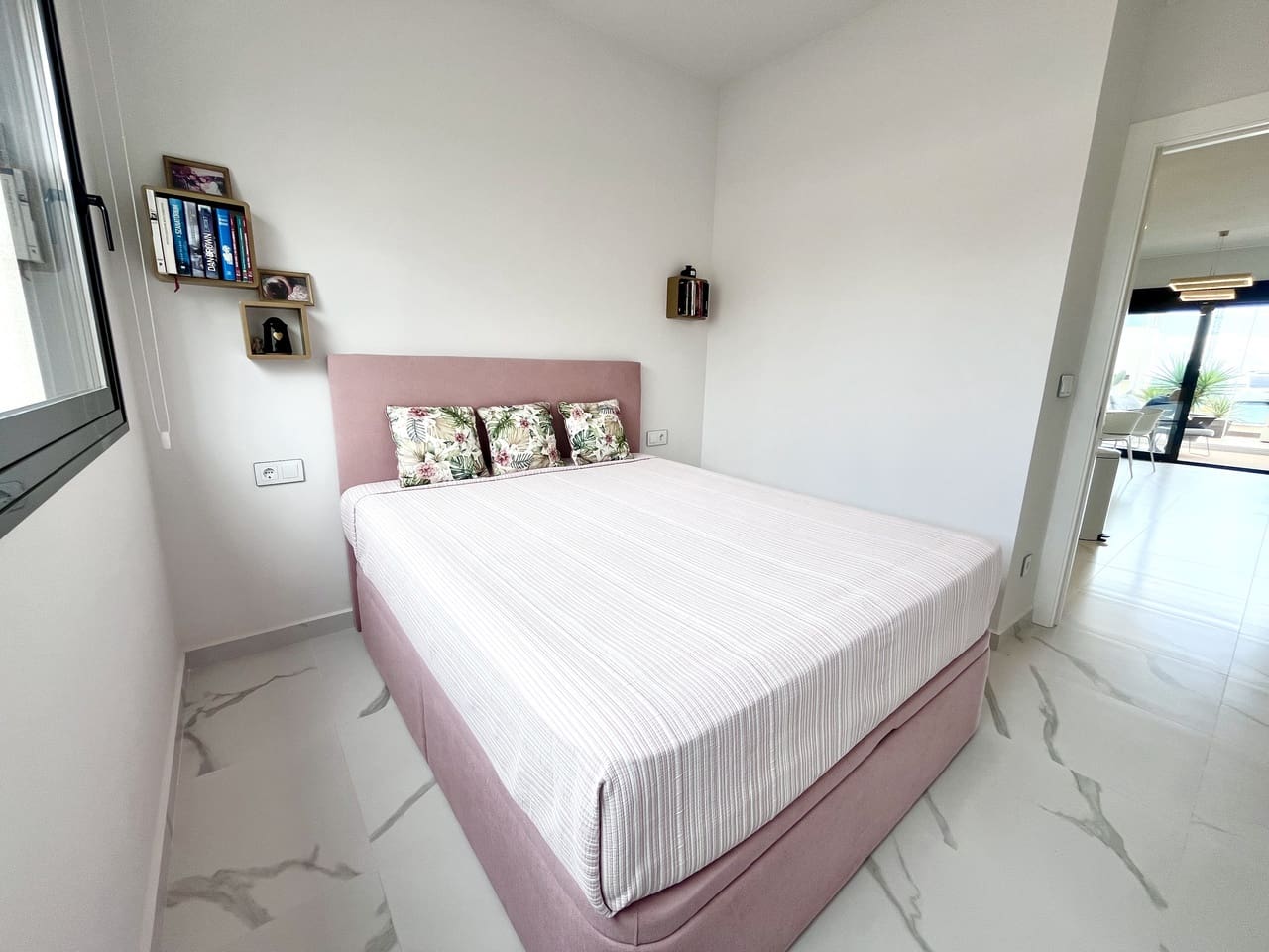 Apartamento de 2 habitaciones en San Miguel de Salinas en venta con garaje - 329.900 € (Ref: 10031674)