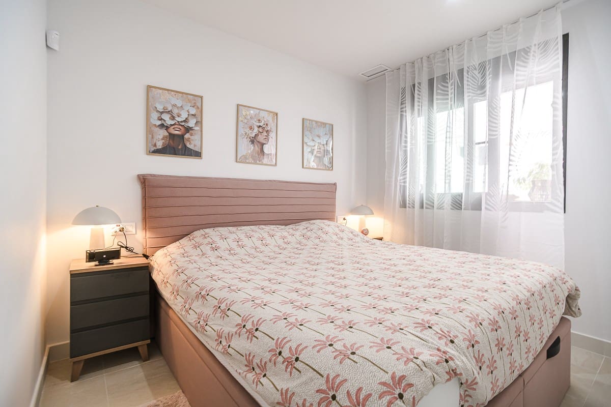 3 bedroom Apartment for sale in Torrevieja with pool garage - € 339,000 (Ref: 10031681)