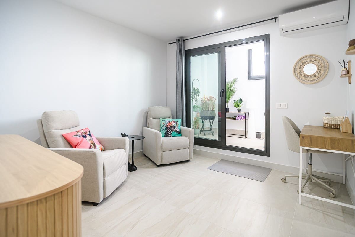 3 bedroom Apartment for sale in Torrevieja with pool garage - € 339,000 (Ref: 10031681)