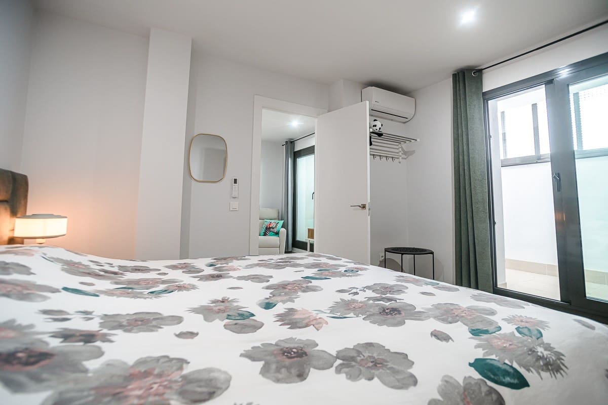 3 bedroom Apartment for sale in Torrevieja with pool garage - € 339,000 (Ref: 10031681)