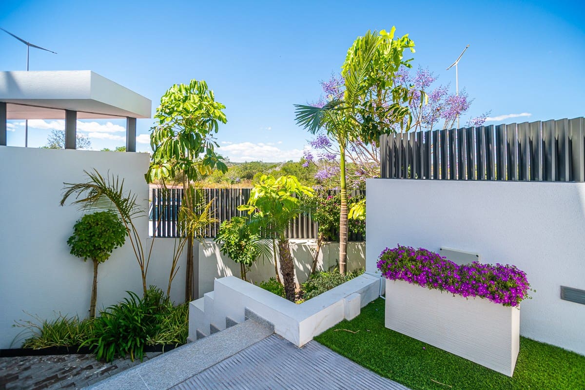 3 bedroom Apartment for sale in Torrevieja with pool garage - € 339,000 (Ref: 10031681)