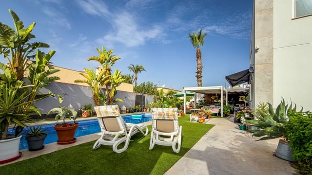 2 soveværelse Villa til salg i Parque de las Naciones, Torrevieja med swimmingpool - € 465.000 (Ref: 10031685)