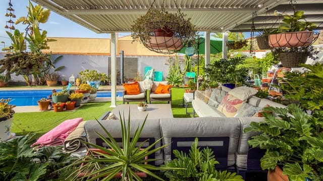 2 soveværelse Villa til salg i Parque de las Naciones, Torrevieja med swimmingpool - € 465.000 (Ref: 10031685)