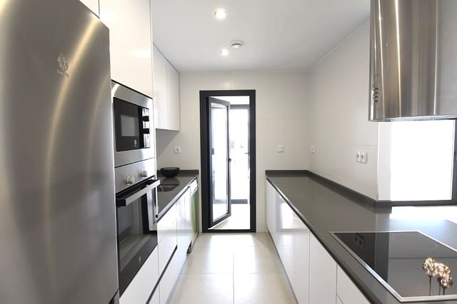 Apartamento de 2 habitaciones en Lomas de Cabo Roig - Los Dolses, Orihuela en venta con piscina - 287.000 € (Ref: 10031687)