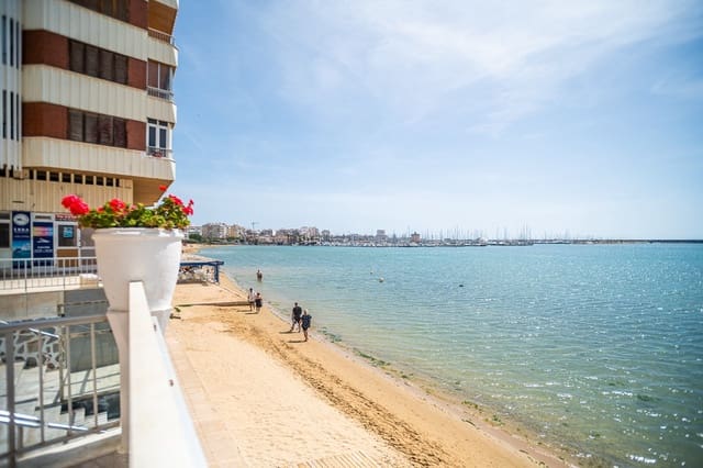 Apartamento de 3 habitaciones en Playa del Acequión, Torrevieja en venta con piscina - 419.000 € (Ref: 10031688)