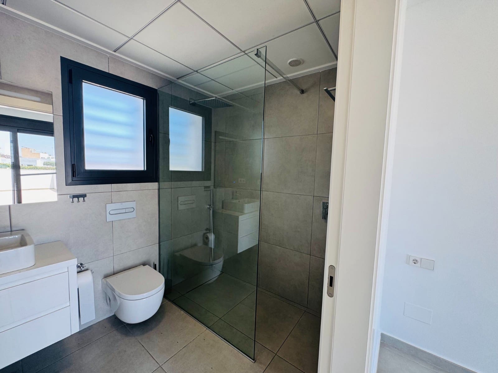 Chalet de 3 habitaciones en San Pedro del Pinatar en venta - 550.000 € (Ref: 10031690)