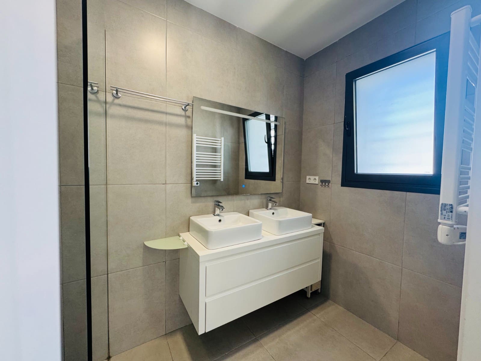 Chalet de 3 habitaciones en San Pedro del Pinatar en venta - 550.000 € (Ref: 10031690)