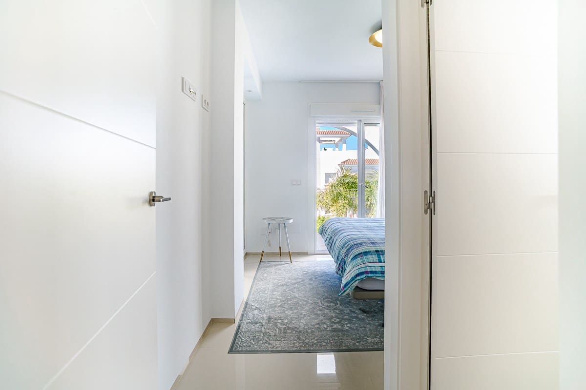 2 bedroom Villa for sale in Ciudad Quesada with pool - € 390,000 (Ref: 10031692)