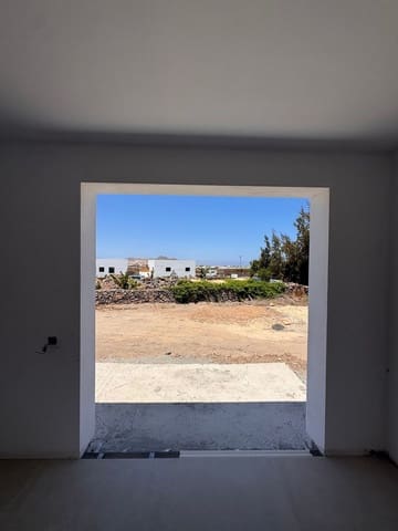 3 chambre Villa/Maison à vendre à Lajares, La Oliva avec piscine garage - 1 095 000 € (Ref: 10031695)