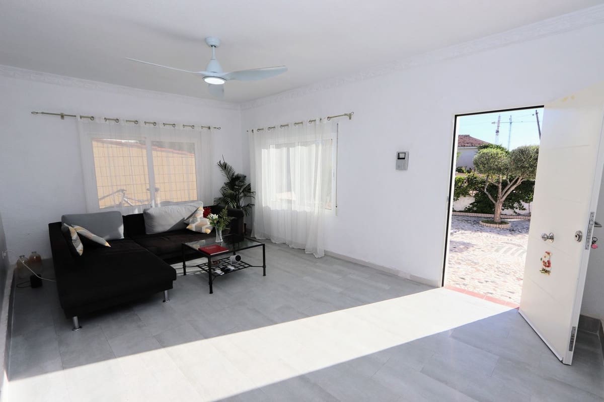 6 sovrum Villa till salu i Ciudad Quesada med pool garage - 443 000 € (Ref: 10031696)