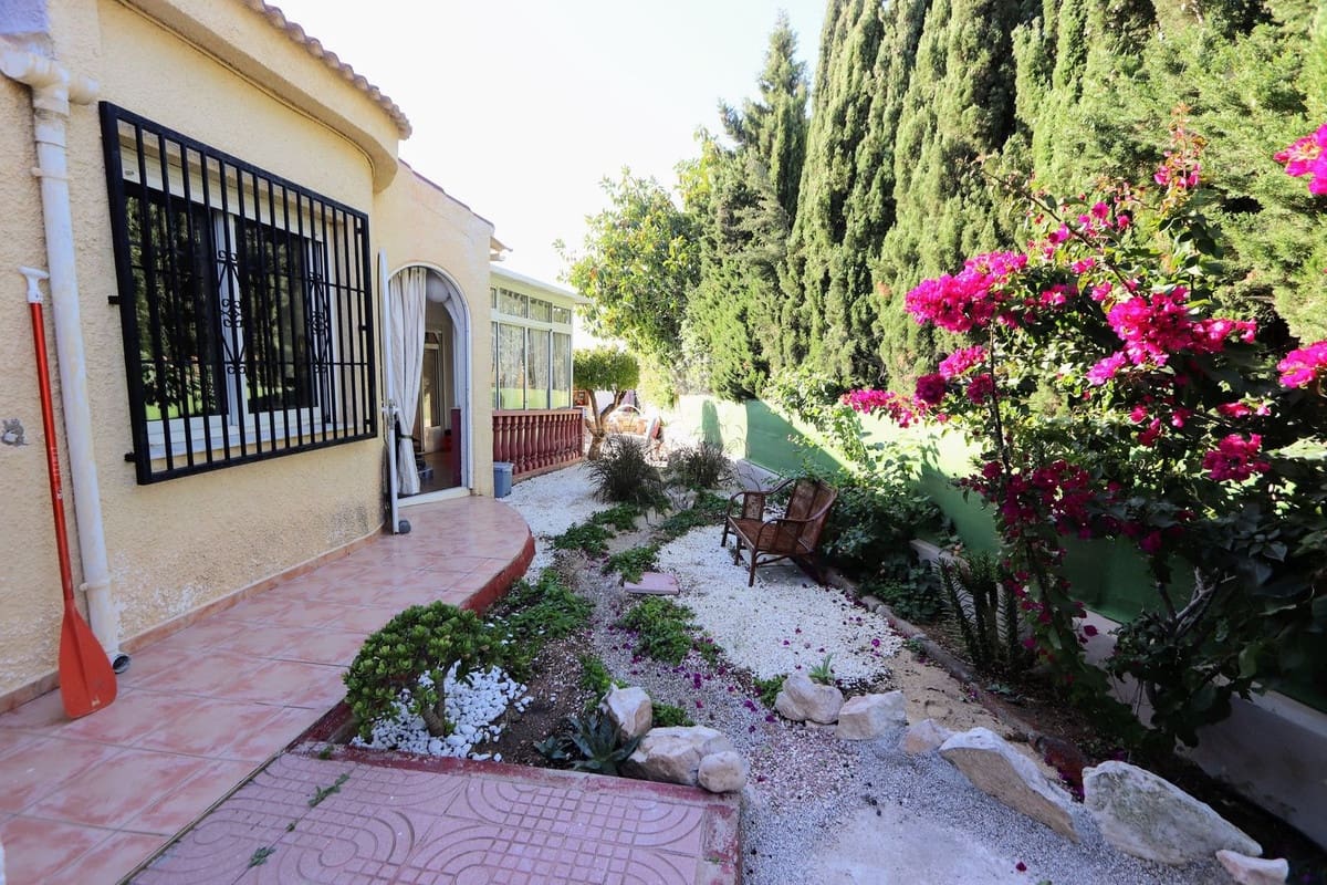 6 sovrum Villa till salu i Ciudad Quesada med pool garage - 443 000 € (Ref: 10031696)