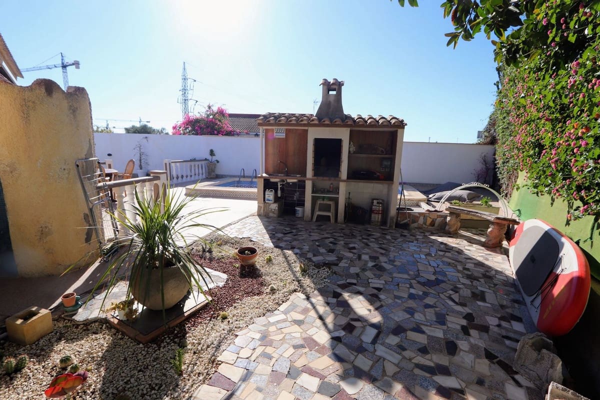 6 sovrum Villa till salu i Ciudad Quesada med pool garage - 443 000 € (Ref: 10031696)