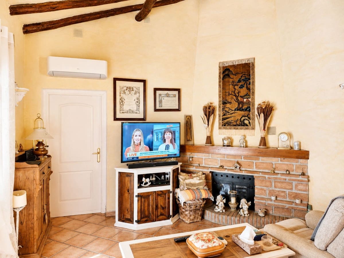 2 sovrum Villa till salu i Benahavis - 795 000 € (Ref: 10033609)