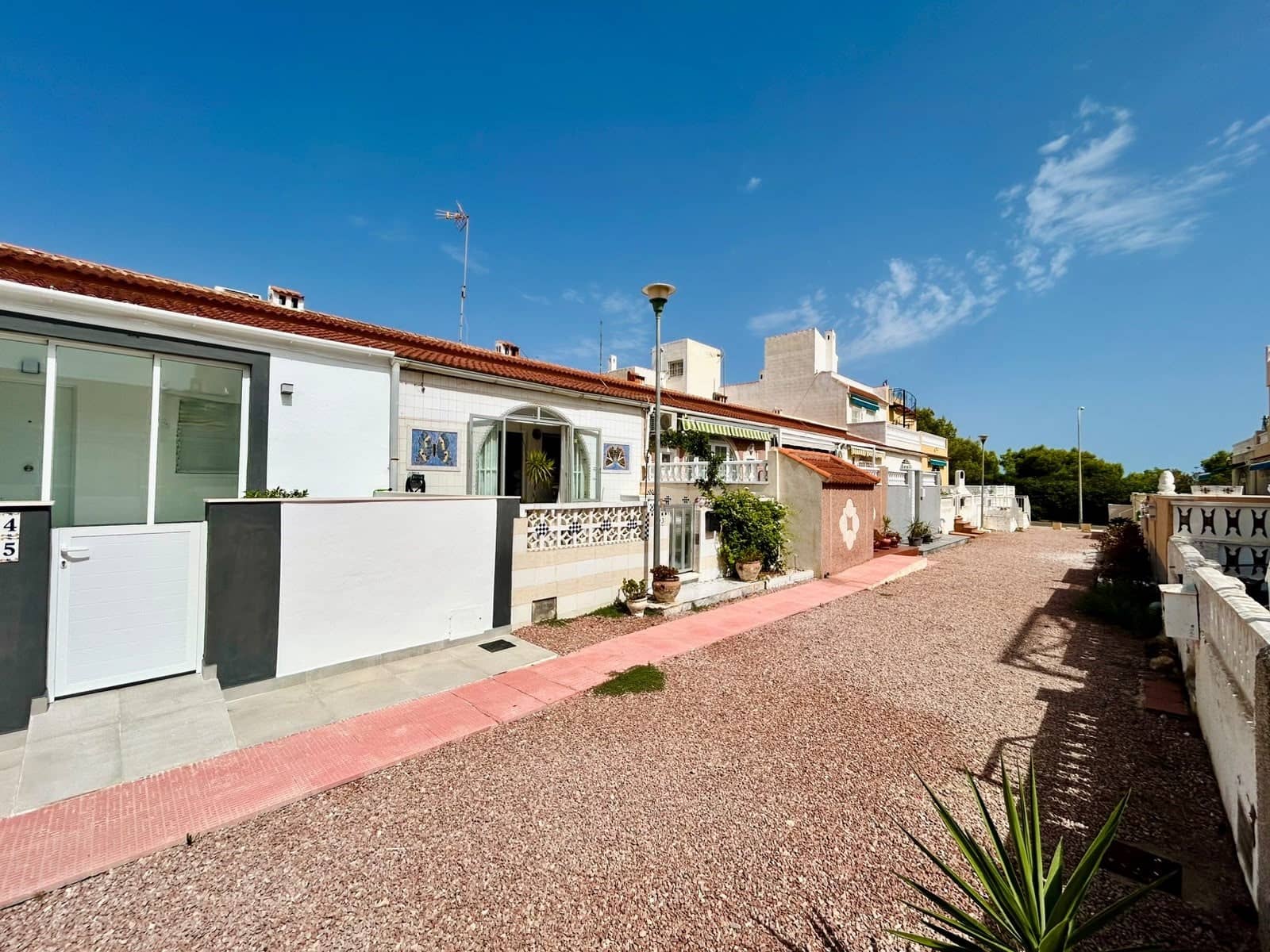 2 sovrum Bungalow till salu i La Siesta - 159 950 € (Ref: 10033613)