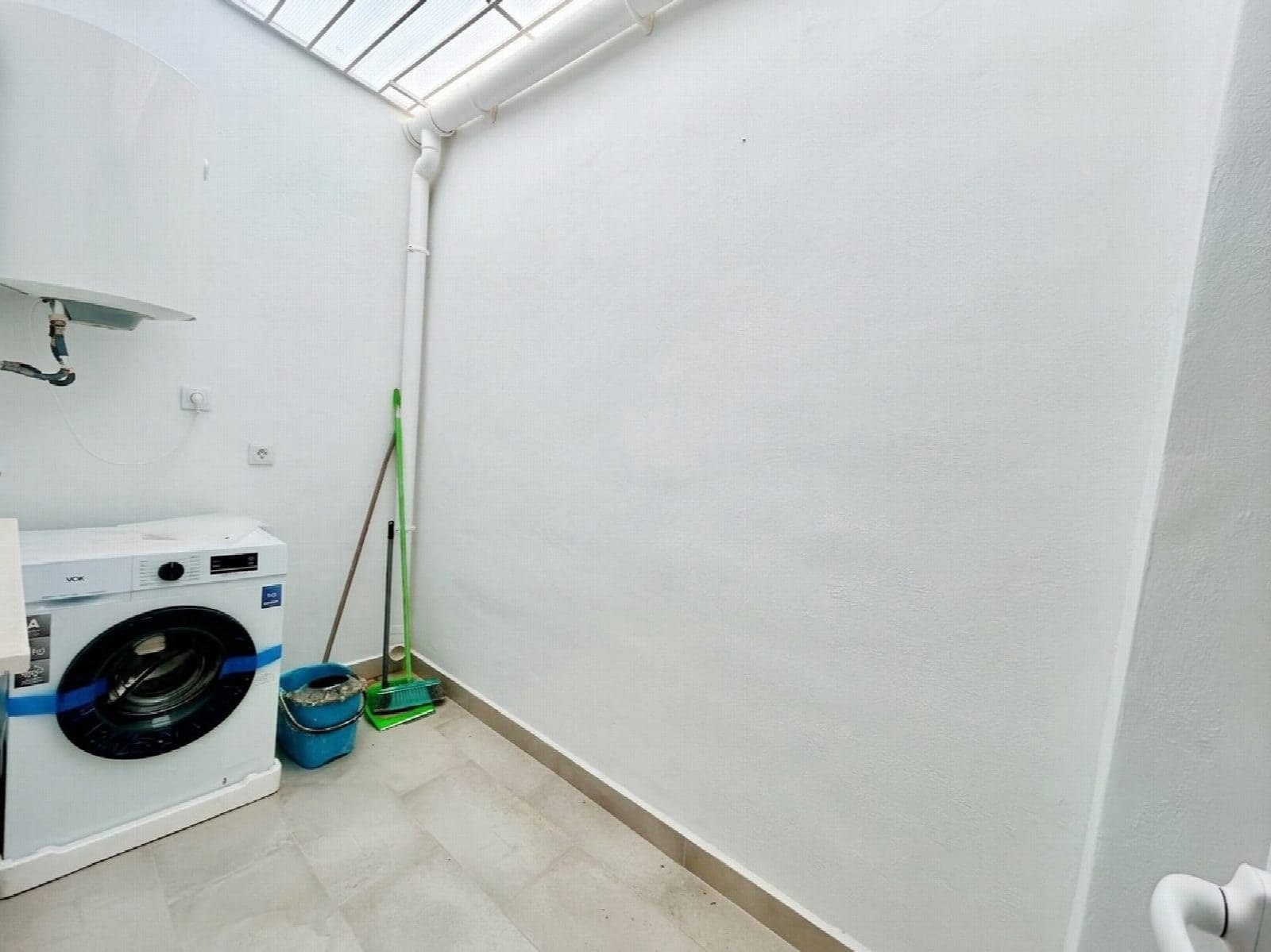 2 bedroom Bungalow for sale in Alicante / Alacant city - € 159,950 (Ref: 10033613)