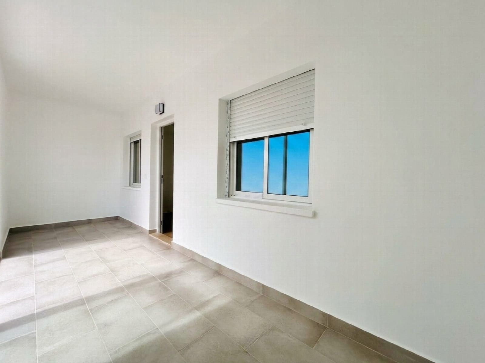 2 bedroom Bungalow for sale in Alicante / Alacant city - € 159,950 (Ref: 10033613)