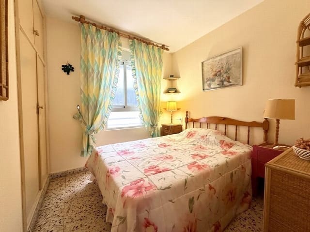 3 sypialnia Apartament przy plaży na sprzedaż w Guardamar Playa, Guardamar del Segura z garażem - 185 000 € (Ref: 10033617)