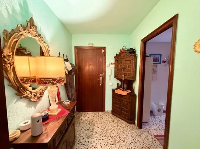 3 sypialnia Apartament przy plaży na sprzedaż w Guardamar Playa, Guardamar del Segura z garażem - 185 000 € (Ref: 10033617)