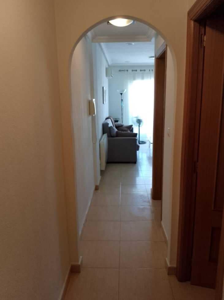 2 Zimmer Apartment zu verkaufen in Torrevieja mit Pool - 160.000 € (Ref: 10035079)