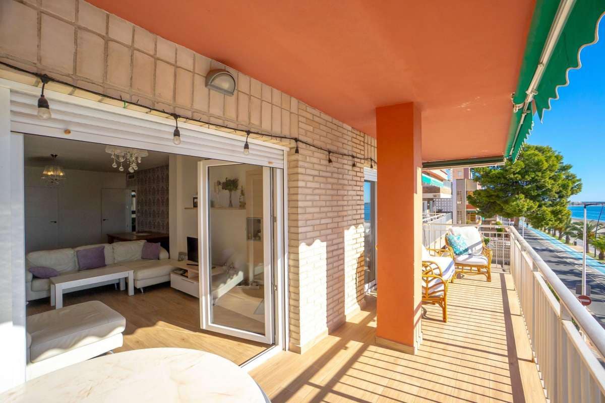 3 soverom Leilighet til salgs i Lo Pagan med garasje - € 320 000 (Ref: 10035080)