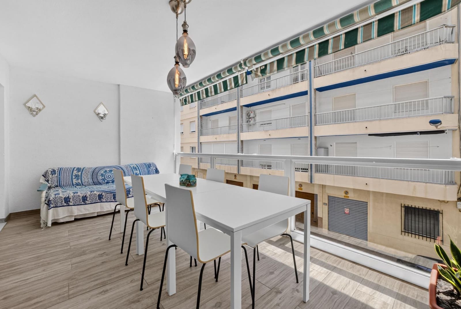 3 quarto Apartamento para venda em Torrevieja - 279 000 € (Ref: 10035083)