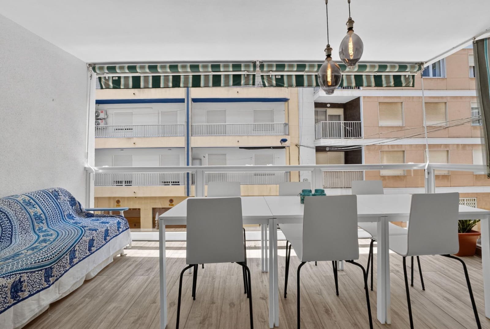 3 quarto Apartamento para venda em Torrevieja - 279 000 € (Ref: 10035083)