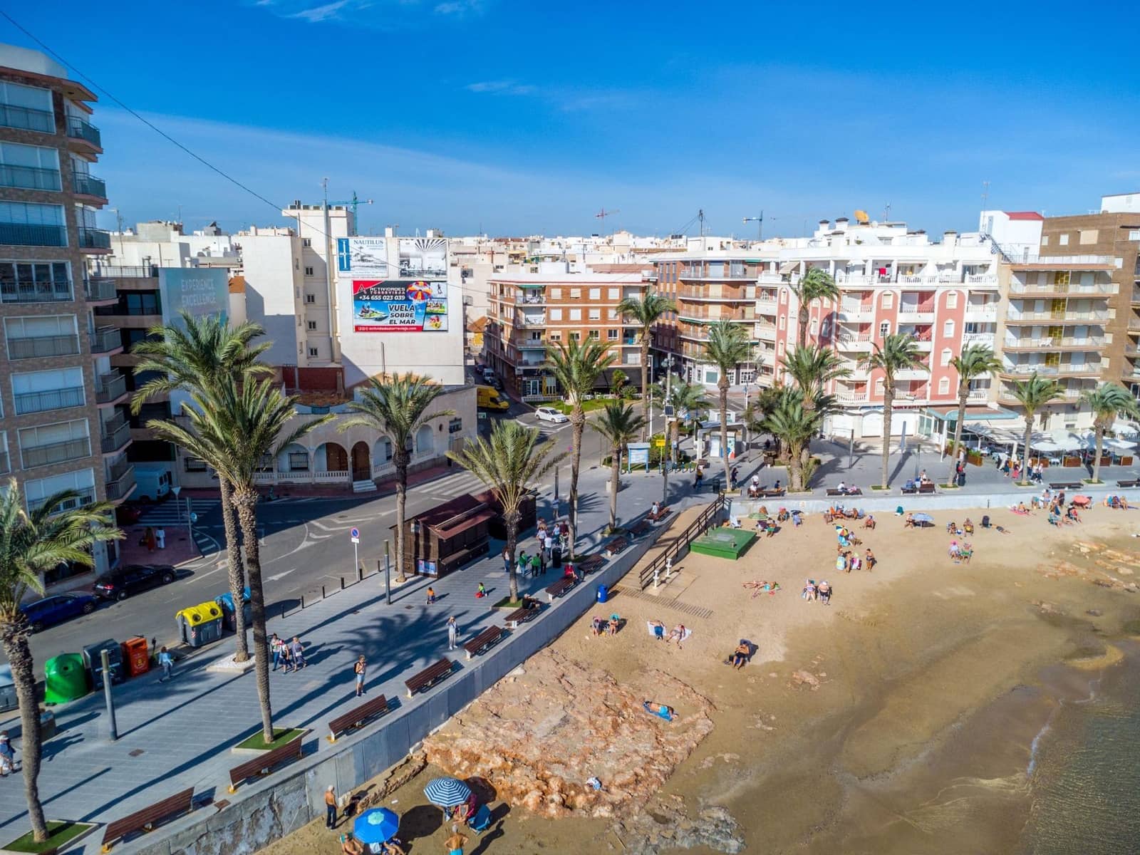 3 quarto Apartamento para venda em Torrevieja - 279 000 € (Ref: 10035083)