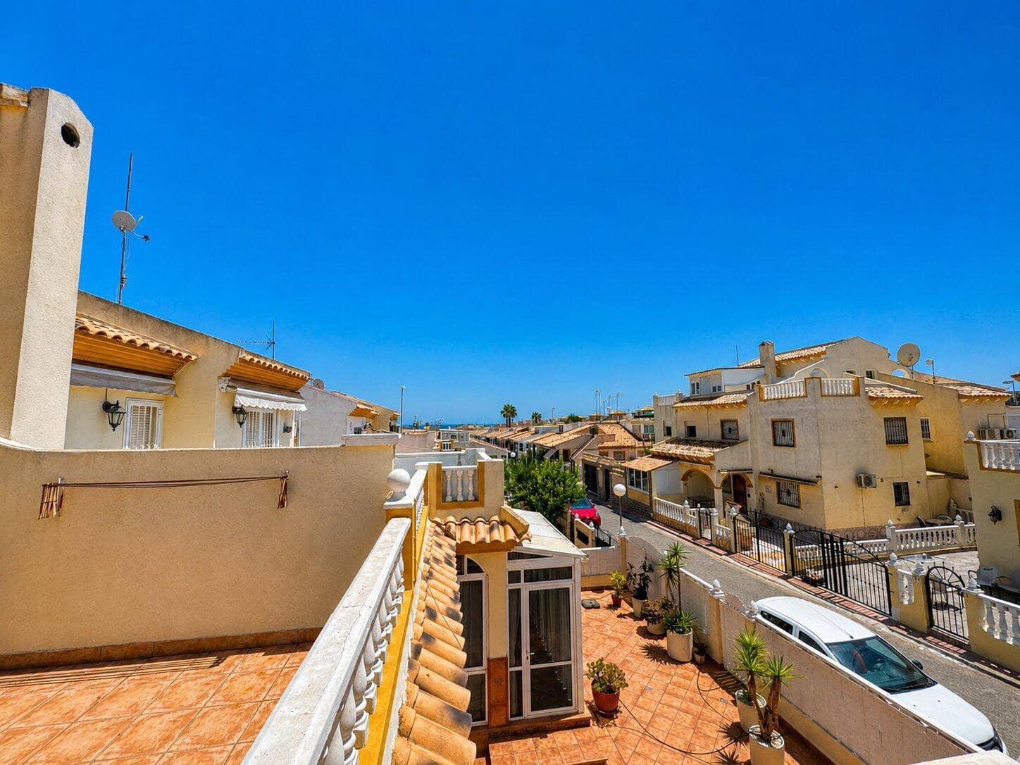 3 chambre Villa/Maison Semi-Mitoyenne à vendre à Orihuela Costa avec piscine - 294 950 € (Ref: 10035084)