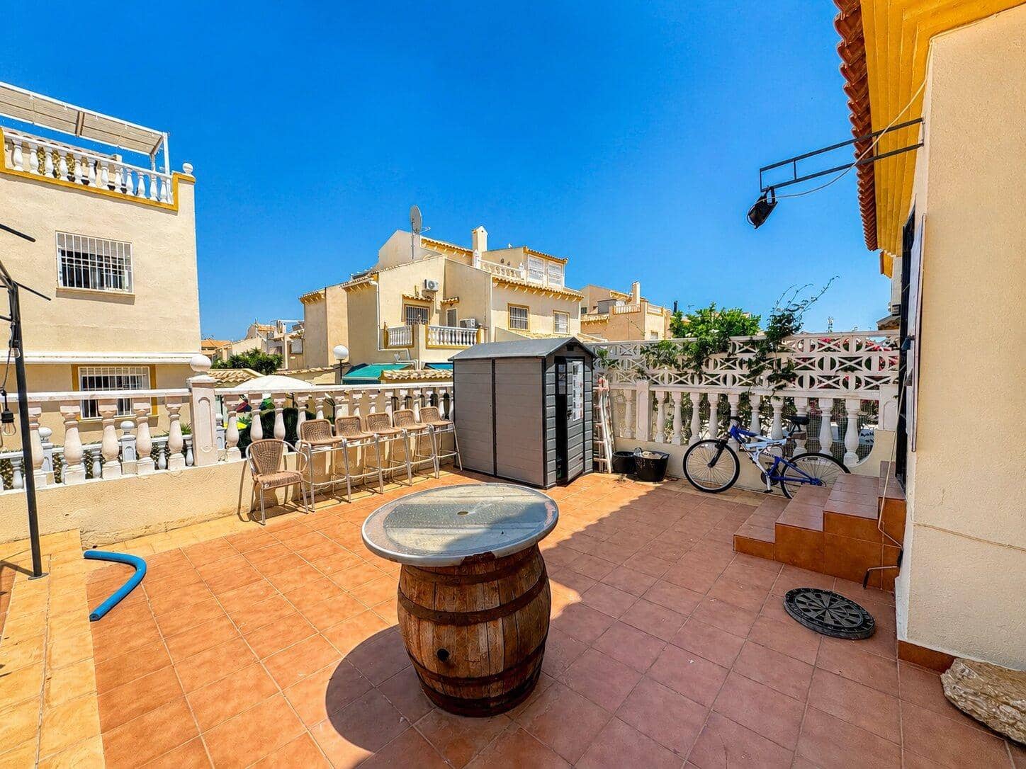 3 chambre Villa/Maison Semi-Mitoyenne à vendre à Orihuela Costa avec piscine - 294 950 € (Ref: 10035084)