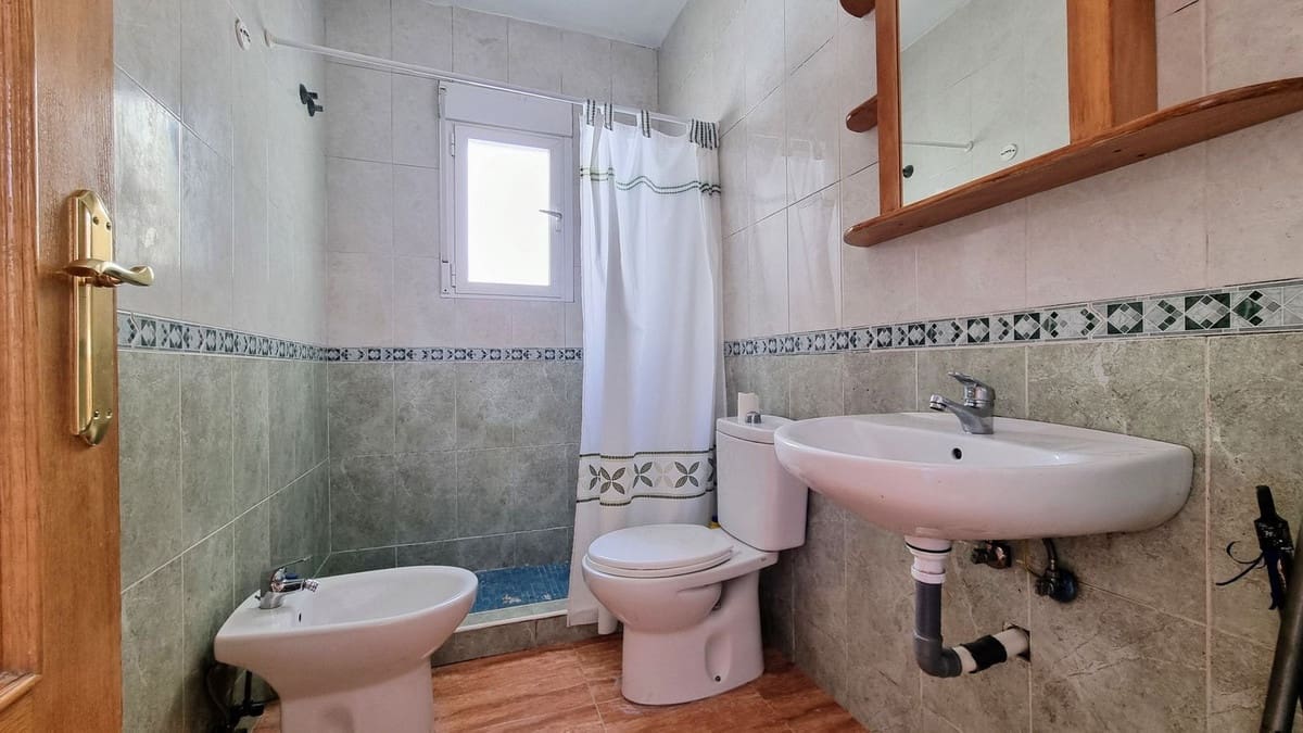 2 soveværelse Lejlighed til salg i Los Alcazares med swimmingpool garage - € 139.000 (Ref: 10037151)