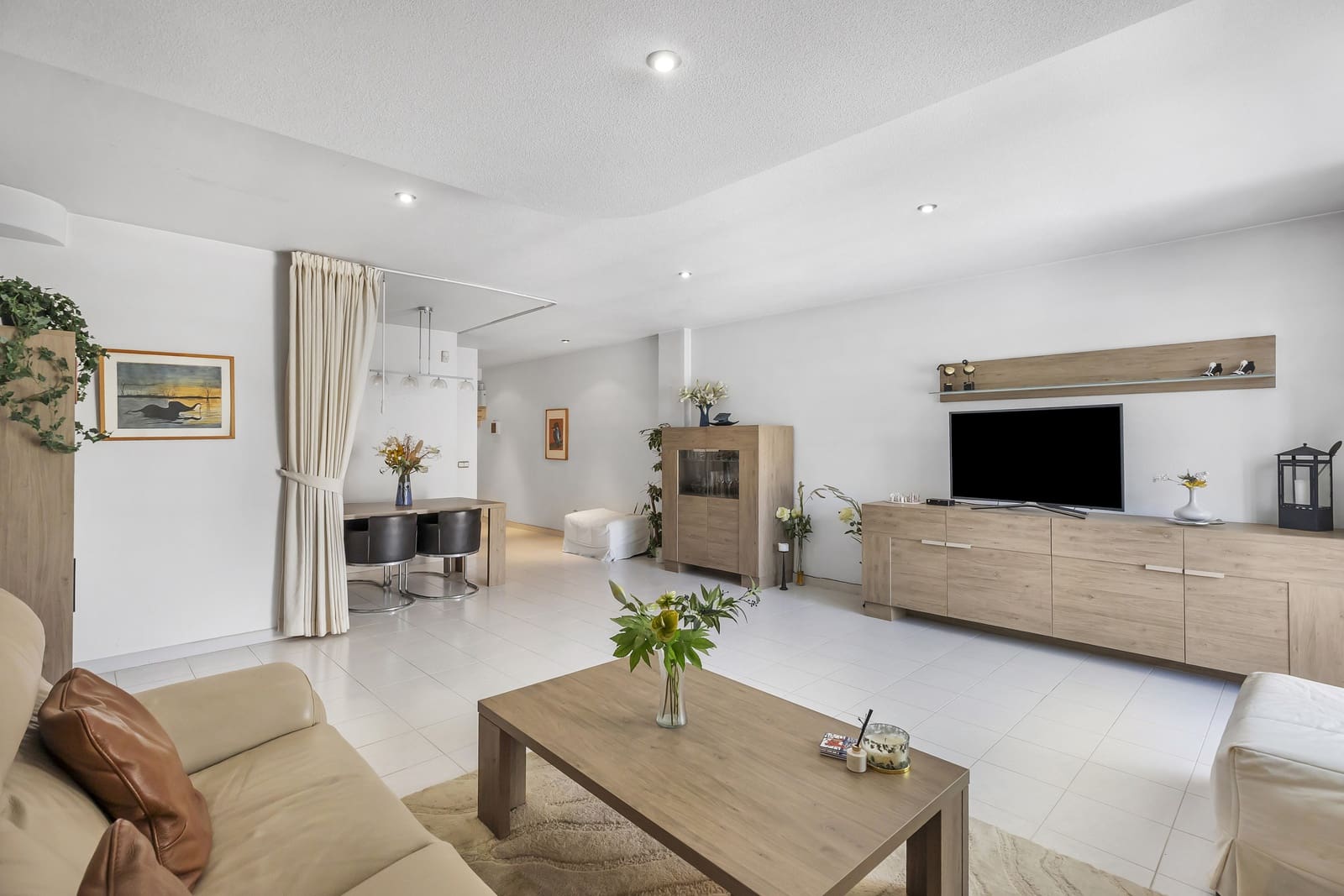 2 sypialnia Apartament na sprzedaż w Guardamar del Segura z garażem - 329 000 € (Ref: 10037154)