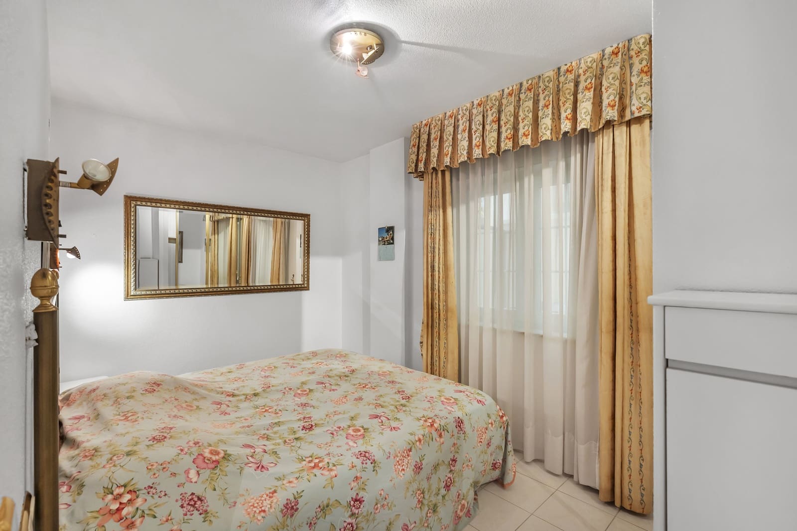 2 sypialnia Apartament na sprzedaż w Guardamar del Segura z garażem - 329 000 € (Ref: 10037154)