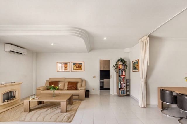 2 slaapkamer Appartement te koop in El Moncayo, Guardamar del Segura met garage - € 329.000 (Ref: 10037154)