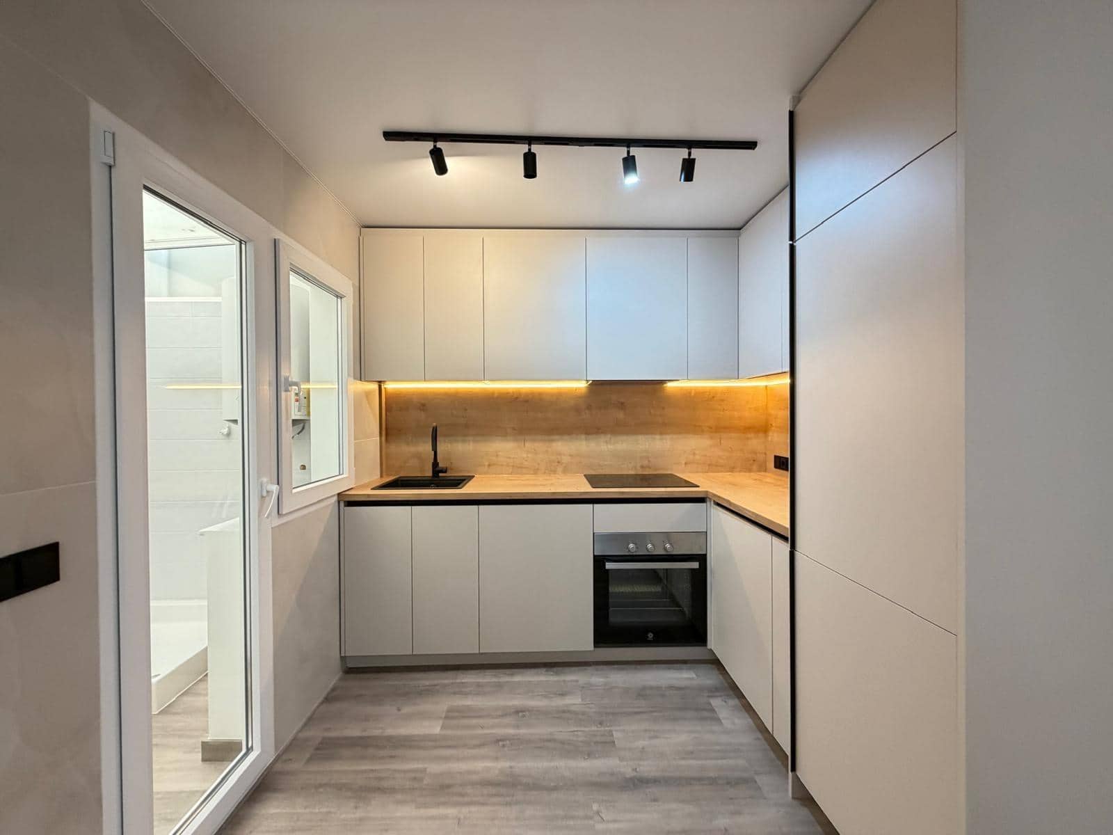 2 chambre Maison de Ville à vendre à Torrevieja avec piscine - 249 900 € (Ref: 10037158)