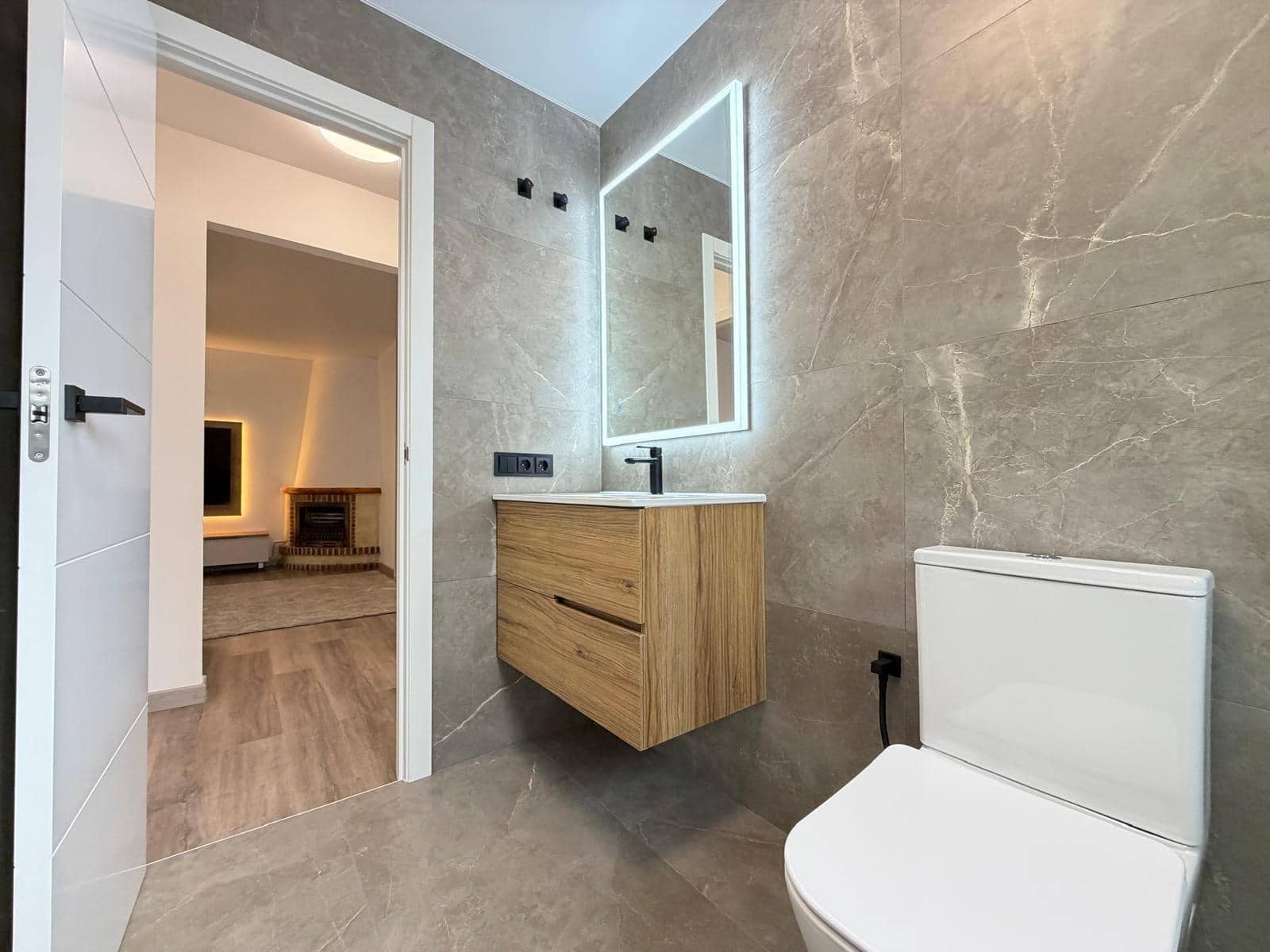 2 chambre Maison de Ville à vendre à Torrevieja avec piscine - 249 900 € (Ref: 10037158)