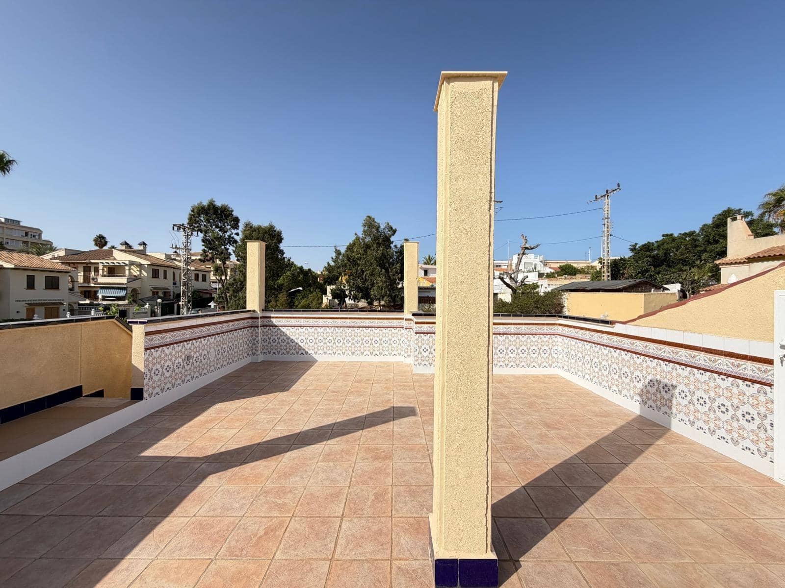 2 chambre Maison de Ville à vendre à Torrevieja avec piscine - 249 900 € (Ref: 10037158)