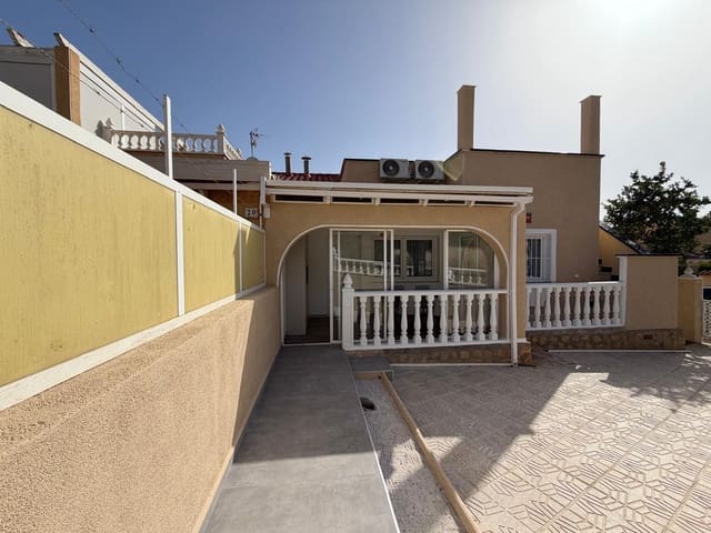Casa de 2 habitaciones en Miramar - Torre del Moro, Torrevieja en venta con piscina - 249.900 € (Ref: 10037158)