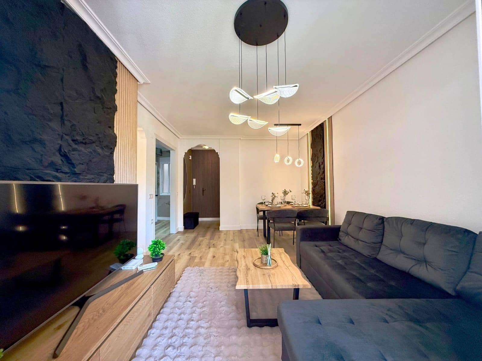 2 soveværelse Lejlighed til salg i Torrevieja med garage - € 229.000 (Ref: 10037159)