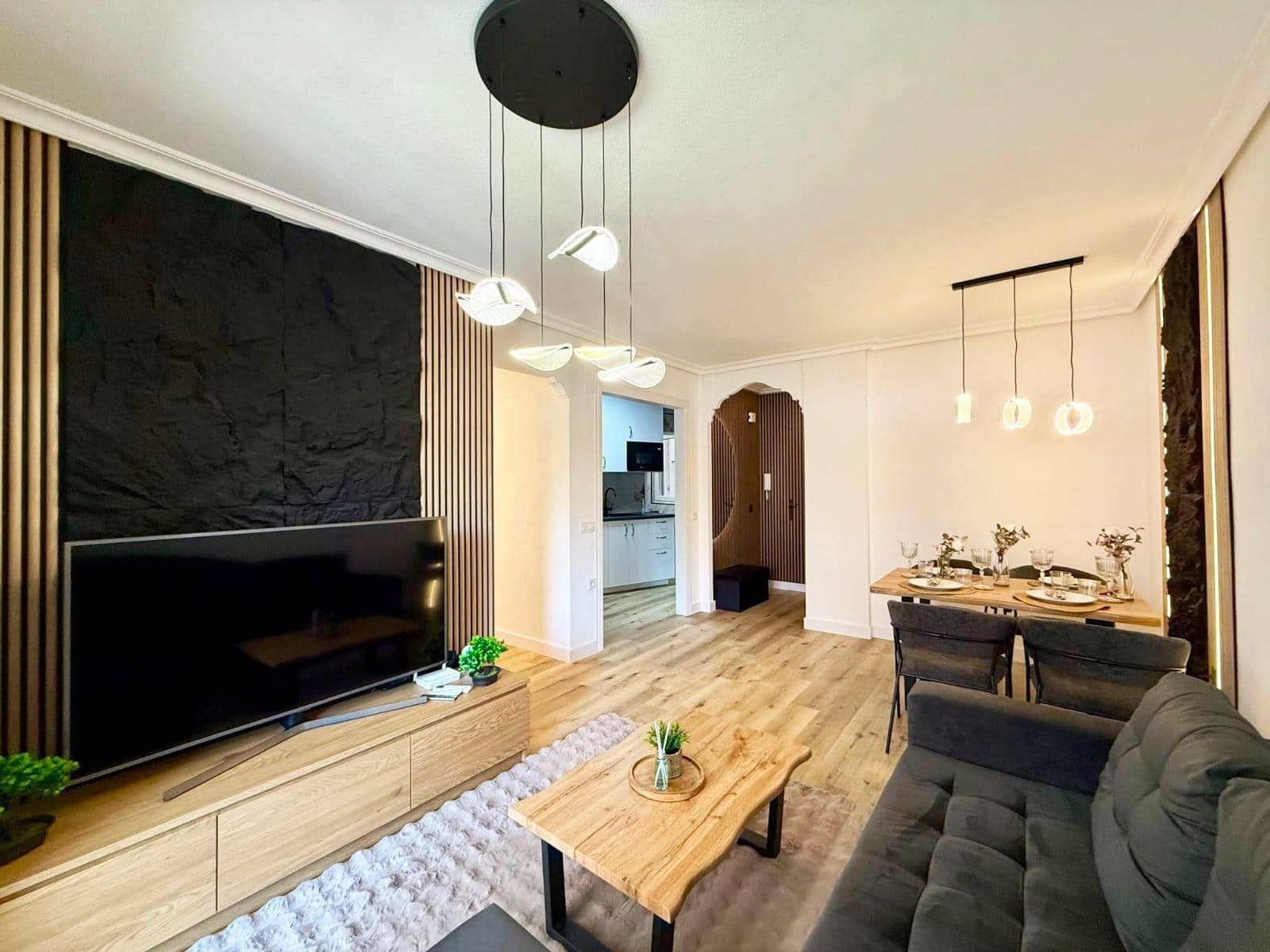 2 soveværelse Lejlighed til salg i Torrevieja med garage - € 229.000 (Ref: 10037159)