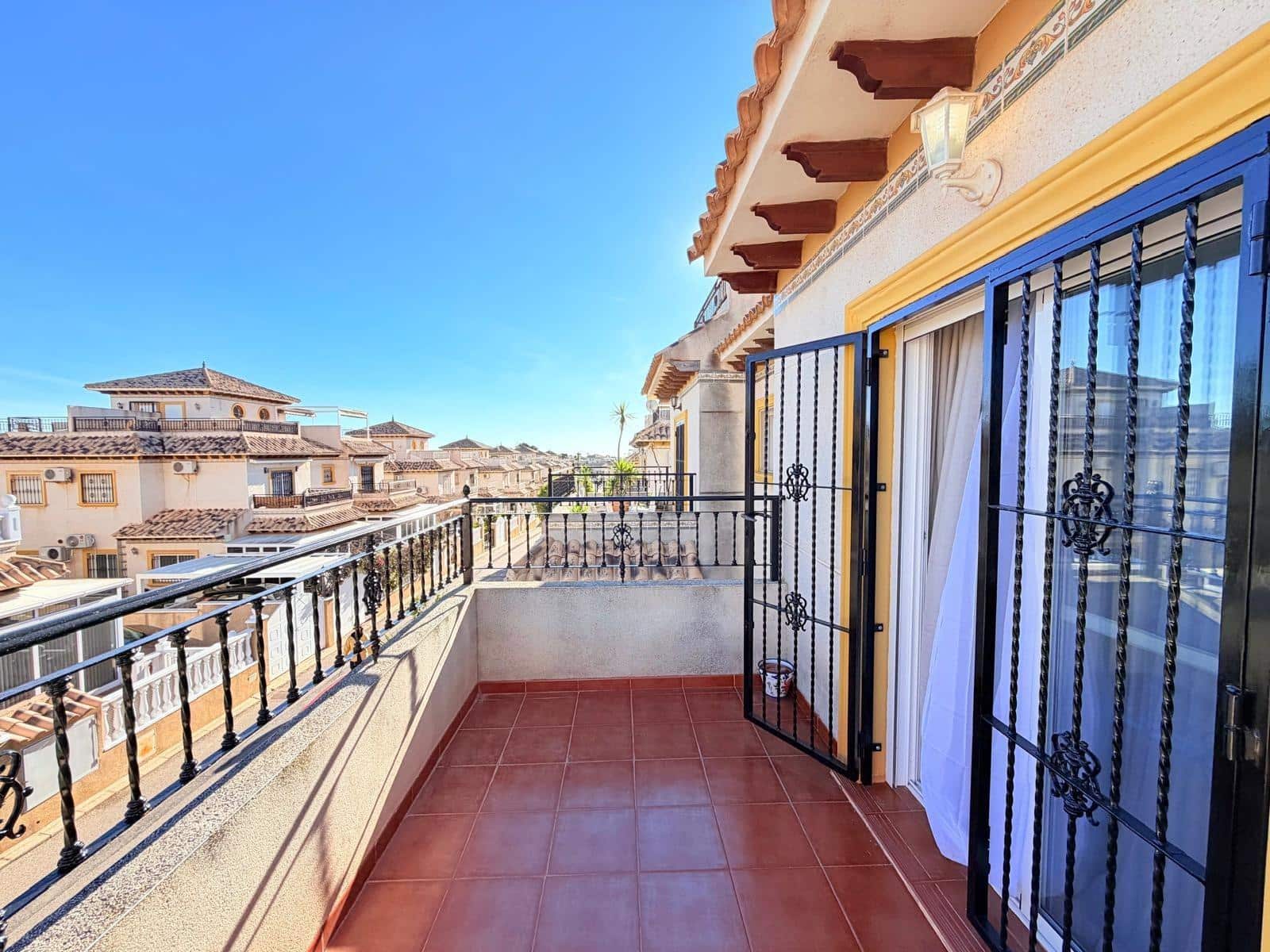 2 soverom Hus til salgs i Orihuela Costa med svømmebasseng - € 220 000 (Ref: 10037160)