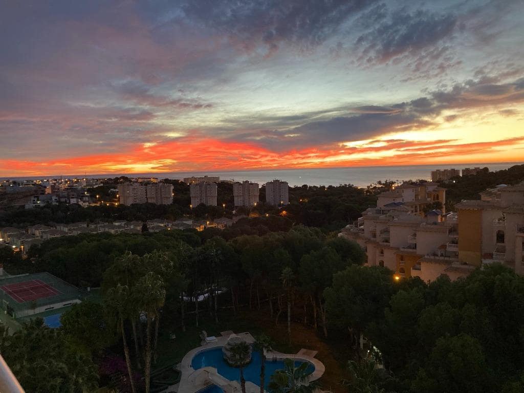 2 makuuhuone Huoneisto myytävänä paikassa Orihuela Costa mukana uima-altaan - 199 000 € (Ref: 10038115)